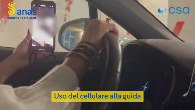 italiani-indisciplinati-alla-guida,-il-10%-gira-video-al-cellulare