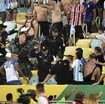 caos-e-scontri-al-maracana.-messi-“poteva-finire-in-tragedia”