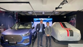 dr-lancia-il-nuovo-suv-sportequipe-8-hybrid-plug-in