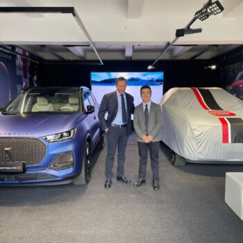 dr-lancia-il-nuovo-suv-sportequipe-8-hybrid-plug-in