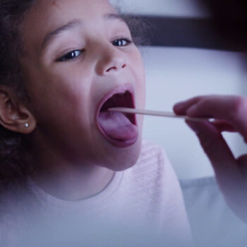 influenza-nei-bambini,-ecco-quando-preoccuparsi