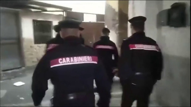16-misure-per-associazione-mafiosa,-estorsioni-e-droga-nel-napoletano