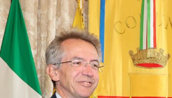 manfredi-“al-momento-non-e-possibile-vendere-lo-stadio-maradona”