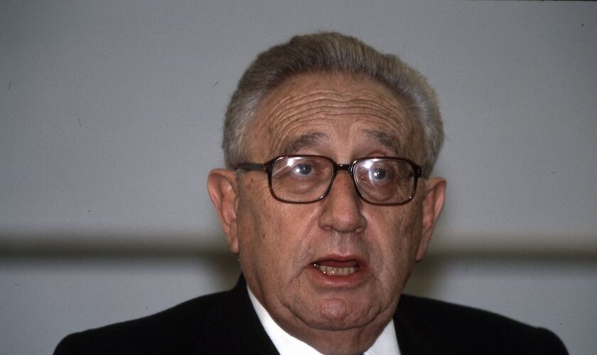 kissinger,-lo-“stratega”-che-nel-1973-porto-il-mondo-sull’orlo-della-guerra-nucleare
