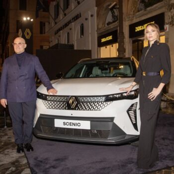 renault-accende-il-natale-di-roma,-dal-centro-storico-alle-periferie