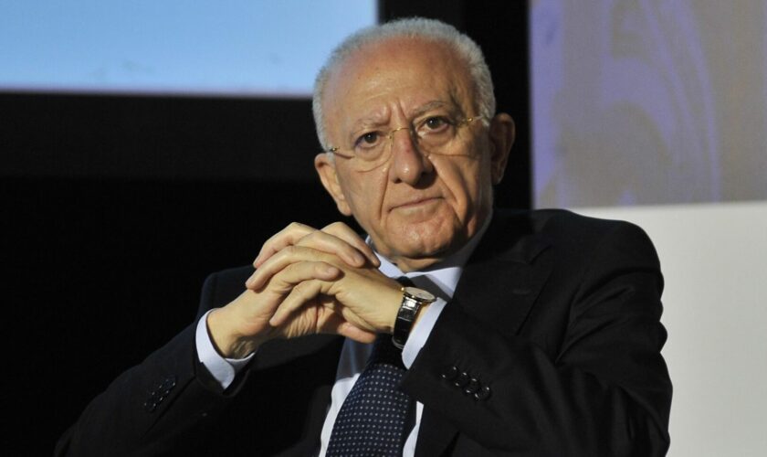 caivano,-de-luca-“pellegrinaggio-dei-ministri-e-offensivo-per-la-comunita”