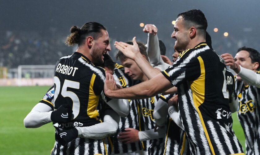 monza-juve-1-2,-bianconeri-in-testa-alla-classifica