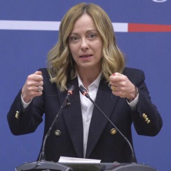 cop28,-meloni-“italia-sta-facendo-la-sua-parte-nella-decarbonizzazione”