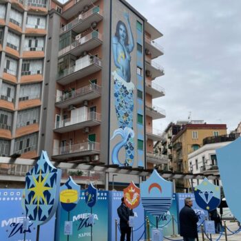 voiello-celebra-l’orgoglio-napoletano-miez’a-via-con-un-murale