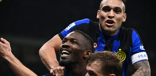 l’inter-batte-il-napoli-3-0-e-torna-in-vetta