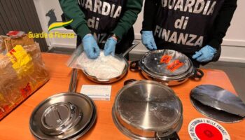 malpensa,-4-kg-di-cocaina-nel-doppiofondo-di-una-pentola.-arrestata