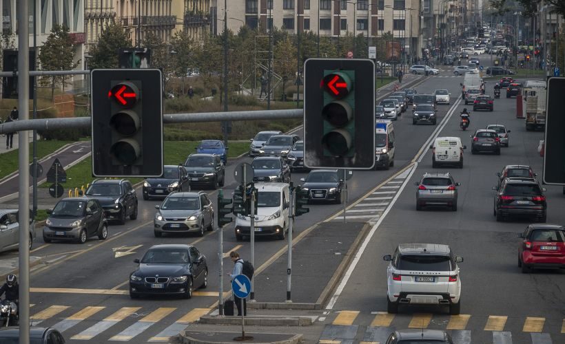 malta-conrtaria-a-proposta-ue-di-abbassare-eta-di-guida-a-17-anni