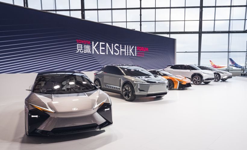 toyota,-nuovi-veicoli-elettrici-a-batteria-e-a-celle-combustibile