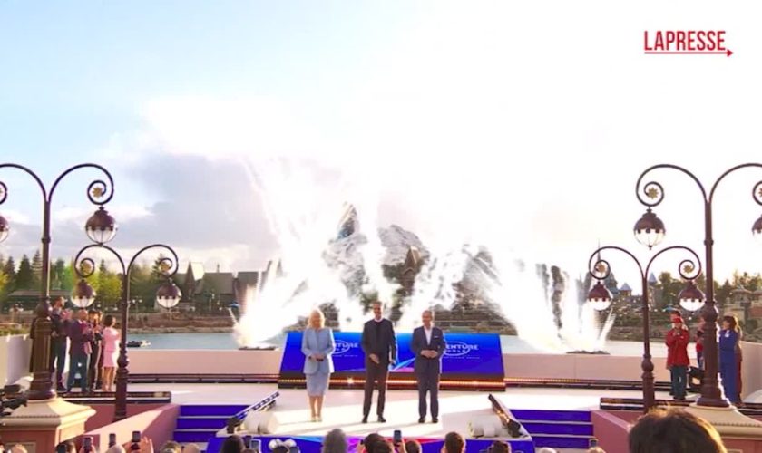 a-disneyland-paris-apre-“world-of-frozen”
