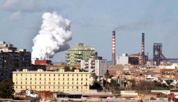 ex-ilva,-urso-e-la-speranza-di-vendere-entro-aprile
