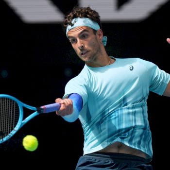 musetti-eliminato-da-vacherot,-il-monegasco-vince-7-6,-7-5