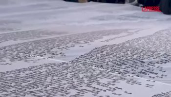 roma,-la-marcia-silenziosa-per-i-bambini-uccisi-a-gaza:-“non-dimenticare-un-solo-nome”