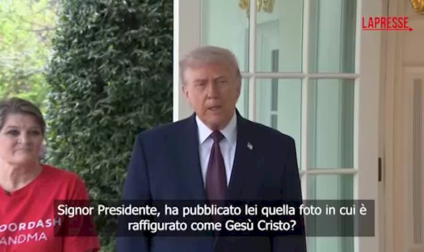 iran,-trump-ancora-contro-papa-leone-xiv:-“non-c’e-nulla-di-cui-scusarsi,-ha-torto”