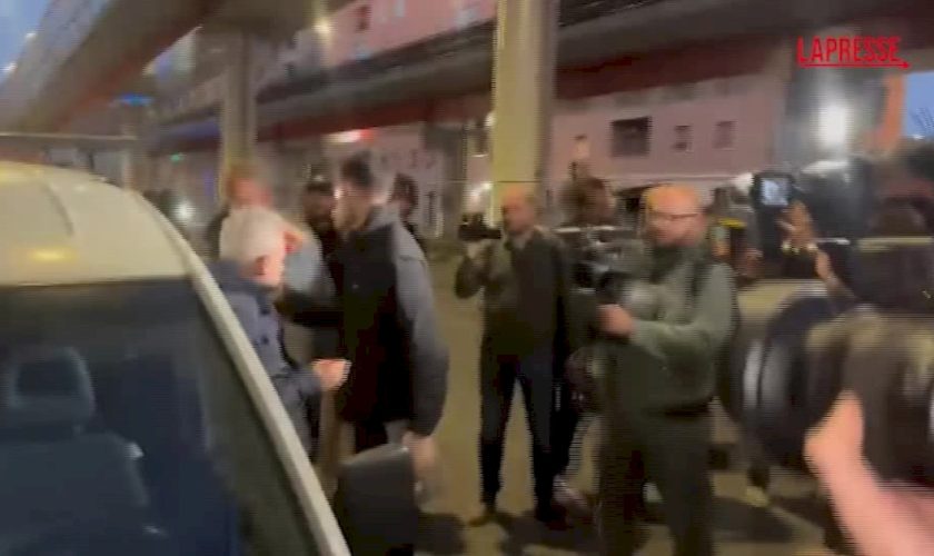 roma,-tensioni-al-corteo-pro-cospito:-ferito-un-poliziotto