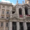 papa-francesco,-a-un-anno-dalla-morte-santa-maria-maggiore-gremita-di-fedeli-per-il-ricordo