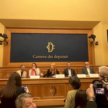 famiglia-nel-bosco,-i-genitori-alla-camera,-brambilla:-“e-violenza-di-stato”