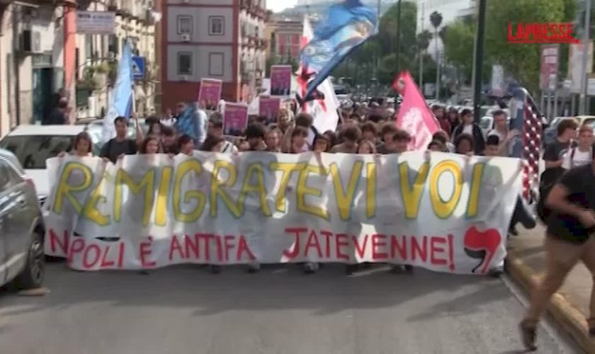 napoli,-tensione-al-corteo-contro-l’ininziativa-sulla-remigrazione:-getti-d’acqua-contro-la-polizia