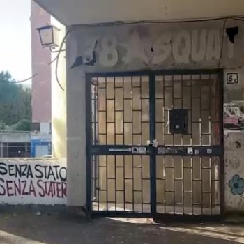 roma,-corteo-contro-lo-sgombero-del-centro-sociale-laurentino-38