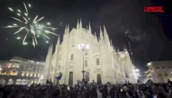 milano,-i-tifosi-dell’inter-festeggiano-il-21esimo-scudetto-a-piazza-duomo