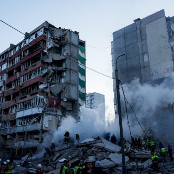 ucraina,-salgono-a-16-i-morti-in-attacco-russo-a-kiev:-tra-le-vittime-anche-2-bambini