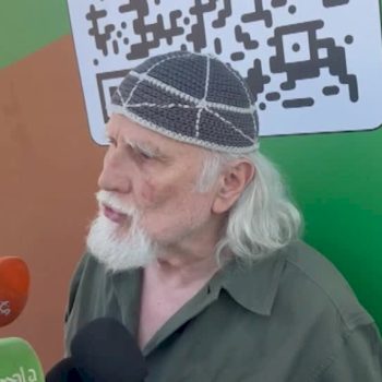 medio-oriente,-moni-ovadia:-“sionisti-criminali-non-meno-dei-nazisti”