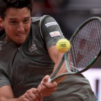 roland-garros-2026,-darderi-fuori-al-secondo-turno-contro-comesana:-avanzano-berrettini-e-arnaldi