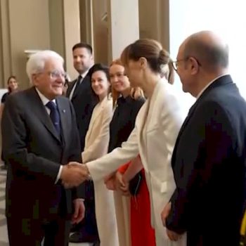 2-giugno,-mattarella-saluta-artisti-e-sportivi-al-quirinale