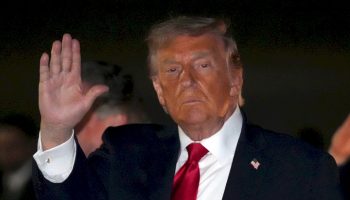 iran,-attacchi-usa-contro-teheran-dopo-l’elicottero-abbattuto.-trump:-“dovevamo-rispondere”
