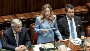 meloni-attacca-vannacci:-“la-vera-destra-non-e-mai-funzionale-alla-sinistra”