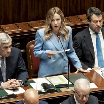 meloni-attacca-vannacci:-“la-vera-destra-non-e-mai-funzionale-alla-sinistra”