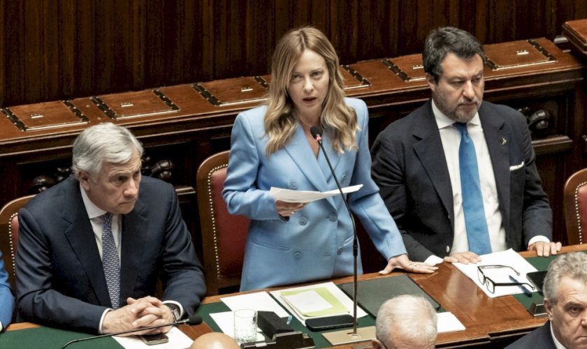 meloni-attacca-vannacci:-“la-vera-destra-non-e-mai-funzionale-alla-sinistra”