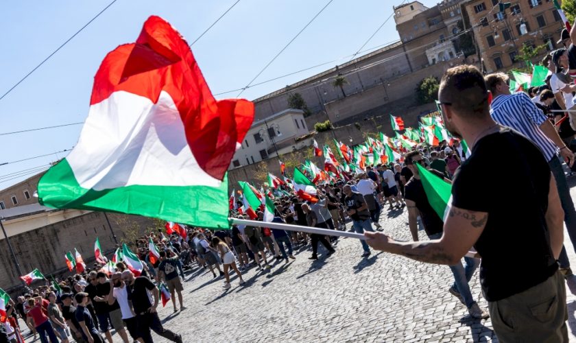roma,-quattro-cortei-di-protesta-e-nessuno-scontro:-in-30mila-ieri-in-piazza