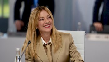 g7-a-evian,-meloni-non-si-sbilancia-su-vannacci-nel-centrodestra.-e-su-trump:-“rapporti-immutati”