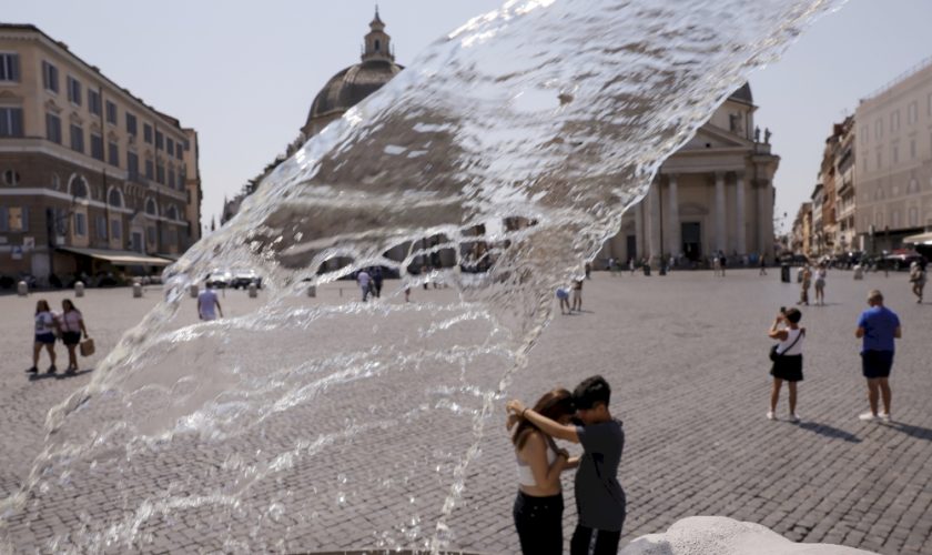 caldo-torrido-sull’italia,-chi-rischia-di-piu-e-10-regole-per-proteggersi