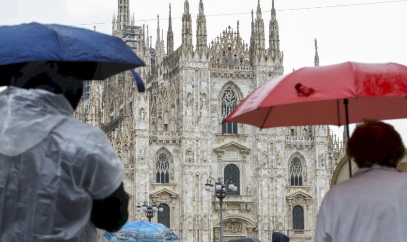 caldo-torrido,-in-arrivo-temporali-e-fulmini:-cosa-comporta-per-la-salute