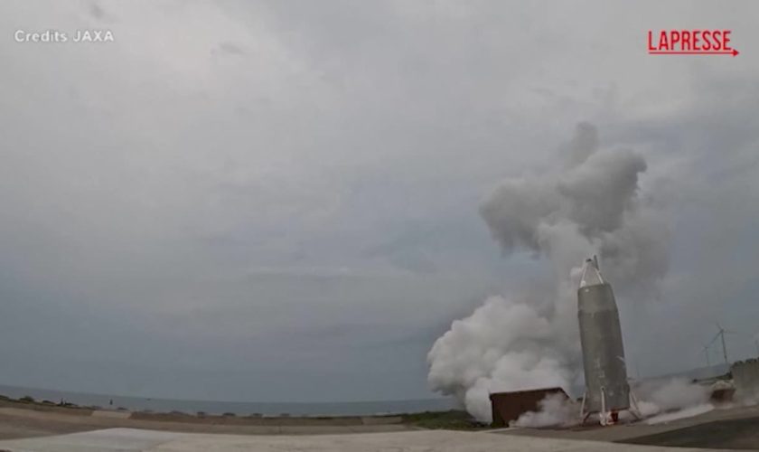 spazio,-il-giappone-testa-il-primo-razzo-riutilizzabile:-il-video-del-volo-di-prova