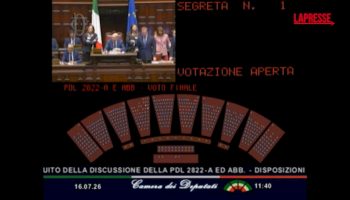 legge-elettorale,-la-camera-approva-con-217-si:-applausi-della-maggioranza