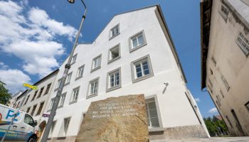 adolf-hitler,-la-casa-natale-in-austria-diventa-una-stazione-di-polizia