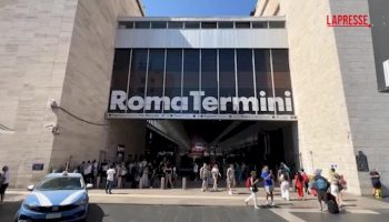 roma,-disagi-alla-stazione-termini-per-lo-sciopero:-file-e-treni-in-ritardo