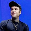 fedez-dimesso-dall’ospedale,-torna-a-casa:-“ho-avuto-paura-di-non-riabbracciare-i-miei-figli”