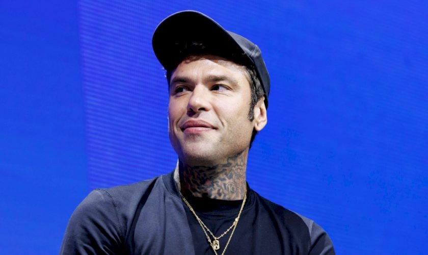 fedez-dimesso-dall’ospedale,-torna-a-casa:-“ho-avuto-paura-di-non-riabbracciare-i-miei-figli”