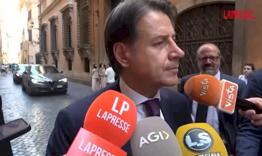 m5s,-conte-risponde-a-grillo:-“perso-identita?-lui-diceva-che-draghi-era-grillino”