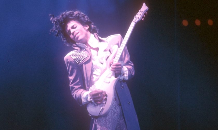 “timeless”:-esce-il-28-agosto-l’album-di-inediti-di-prince
