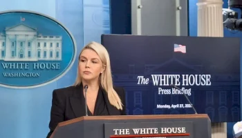trump-“karoline-leavitt-lascera-l’incarico-di-portavoce-della-casa-bianca”