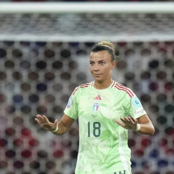 arianna-caruso-va-al-real-madrid-ed-entra-nella-storia-del-calcio